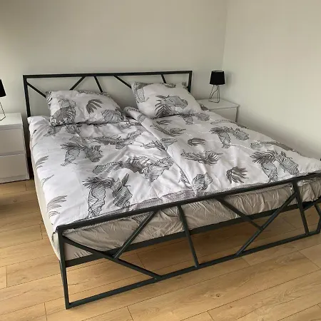 Szklane بيت للعطل