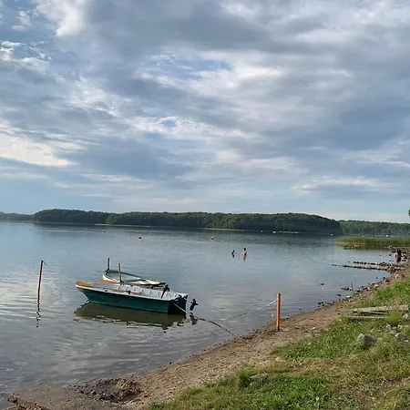 Szklane بيت للعطل